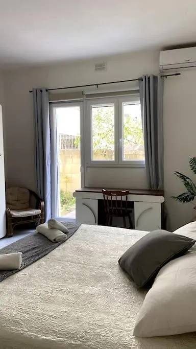 Flat St Julians For 7 People, Spacious And Bright Saint Julian's Apartment