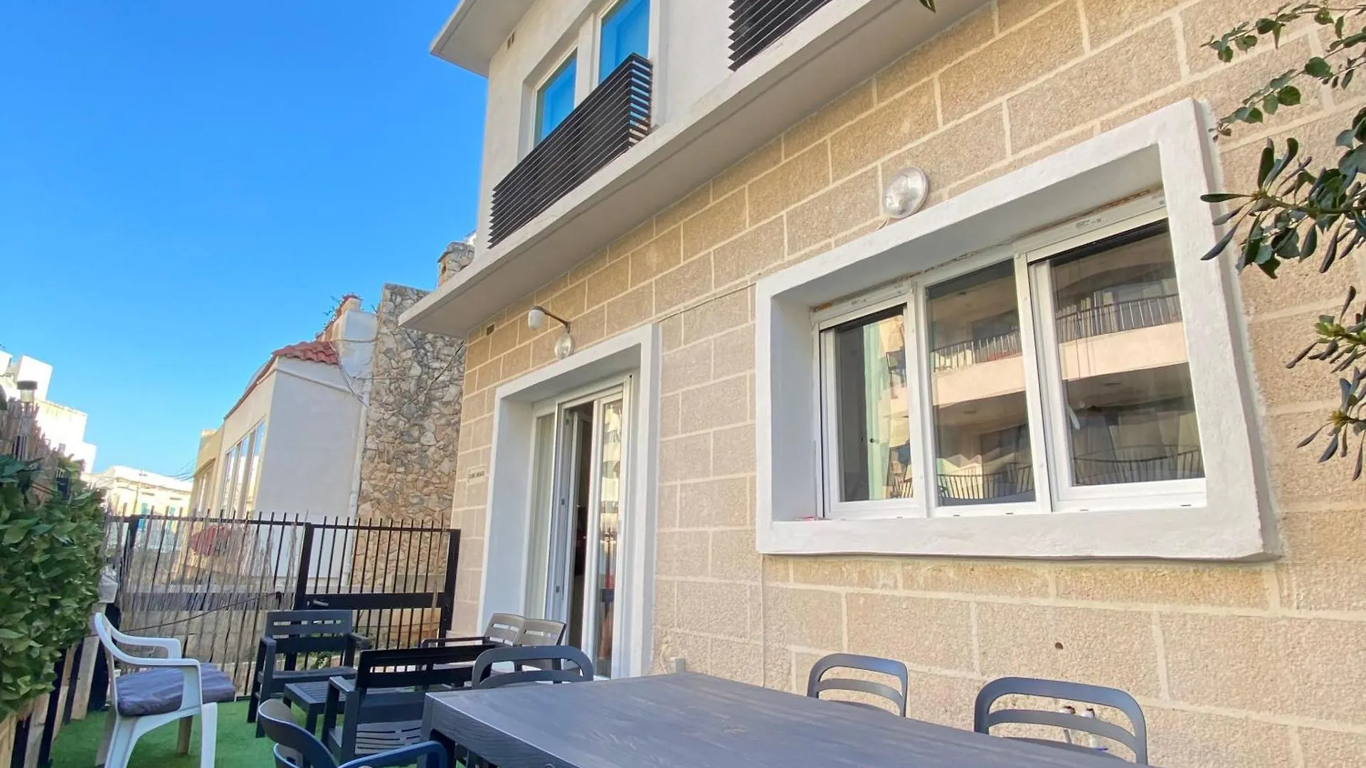 Flat St Julians For 7 People, Spacious And Bright Saint Julian's 0*,